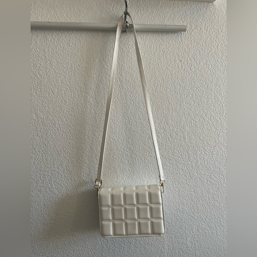 Brand new, never used adjustable shoulder bag/purse